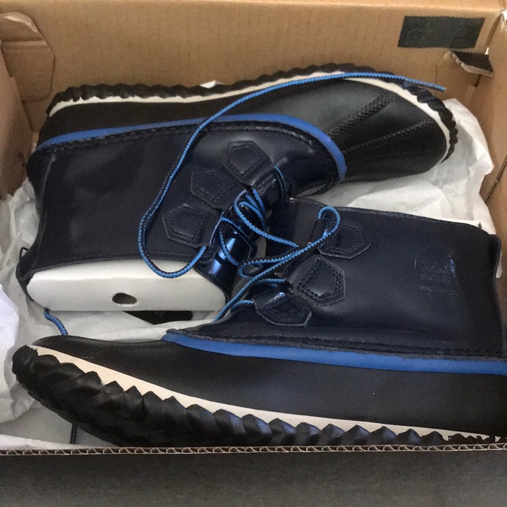 Sorel “Out N About Rain” waterproof boots